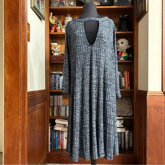 Torrid Mini Rib Knit Mock Neck Dress - 4X - Picture 1 of 10